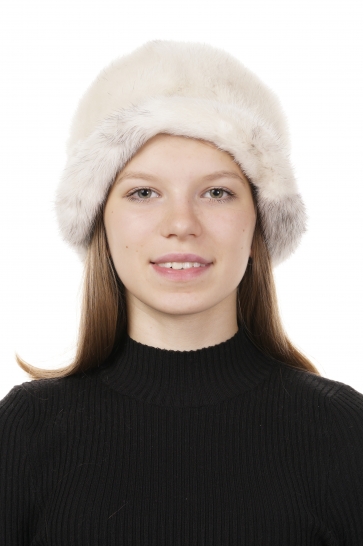 Меховая шапка женская из норки